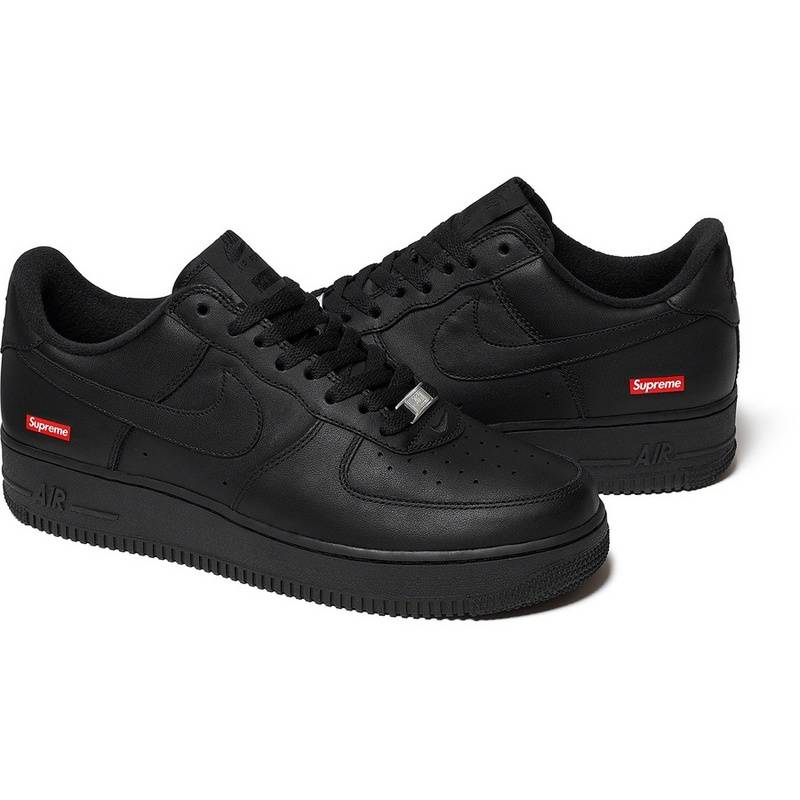 Nike Air Force One X Suprême