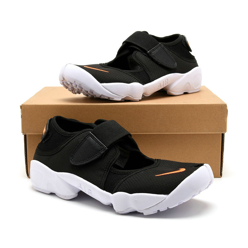 Nike AIR RIFT