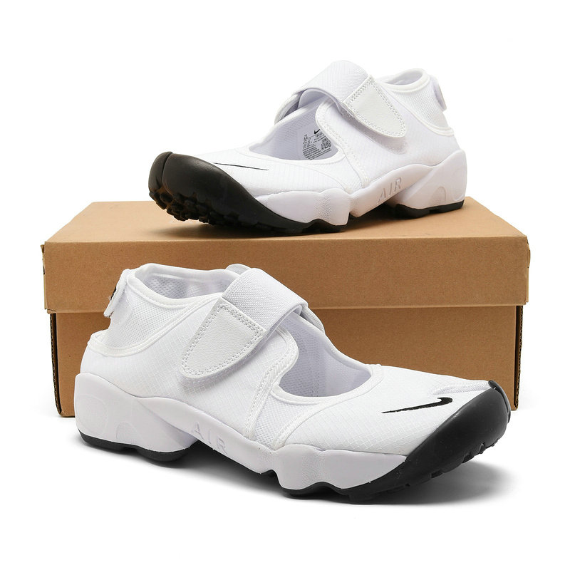 Nike AIR RIFT