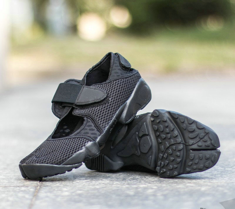 Nike AIR RIFT