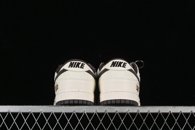 Nike Dunk SB X Stussy