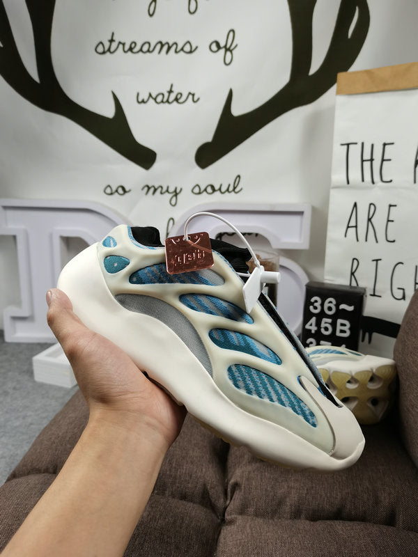 Adidas Yeezy Boost 700 V3