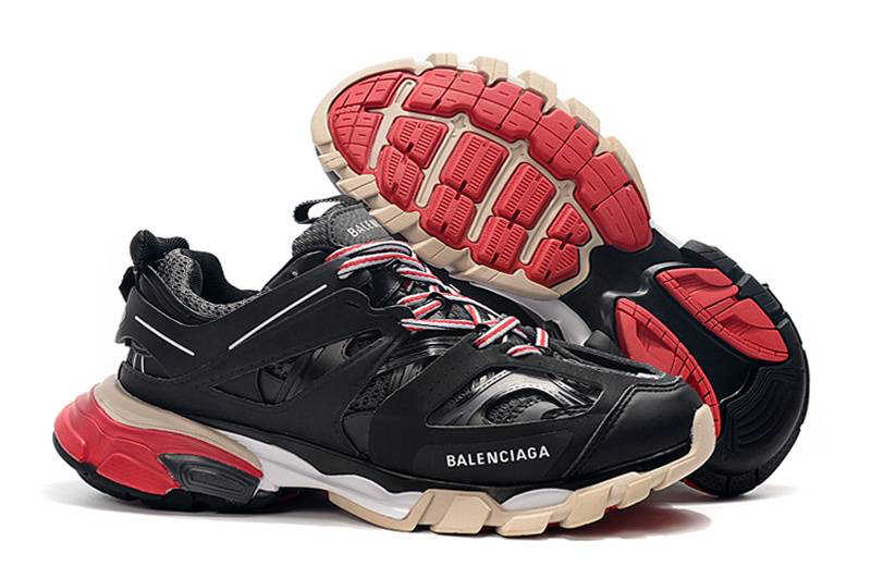 Balanciaga Track
