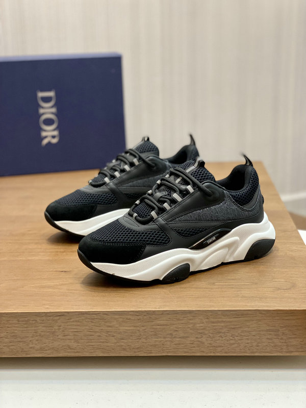 Dior B22