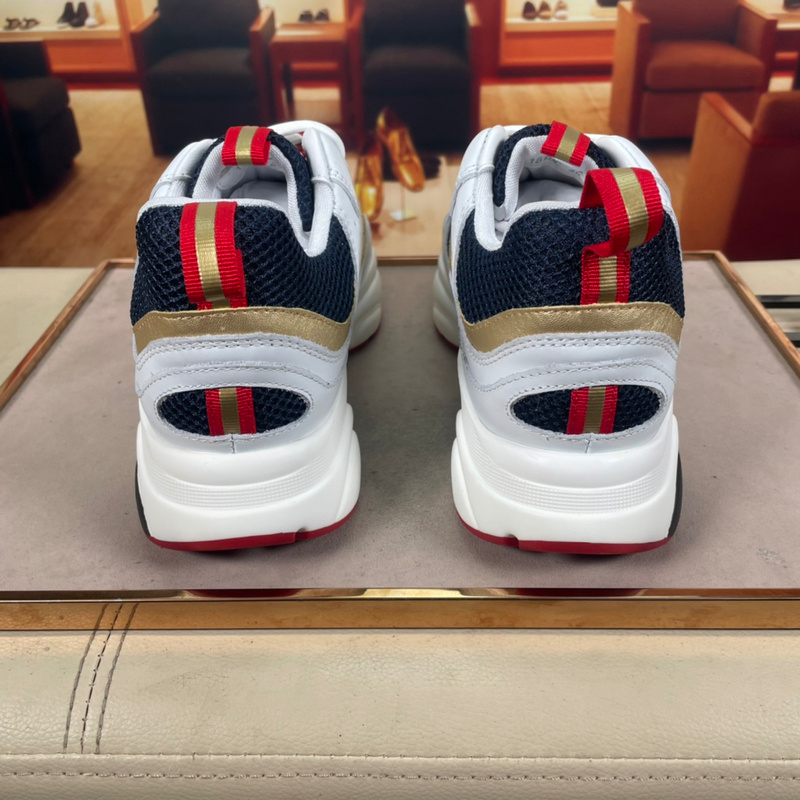 Dior B22